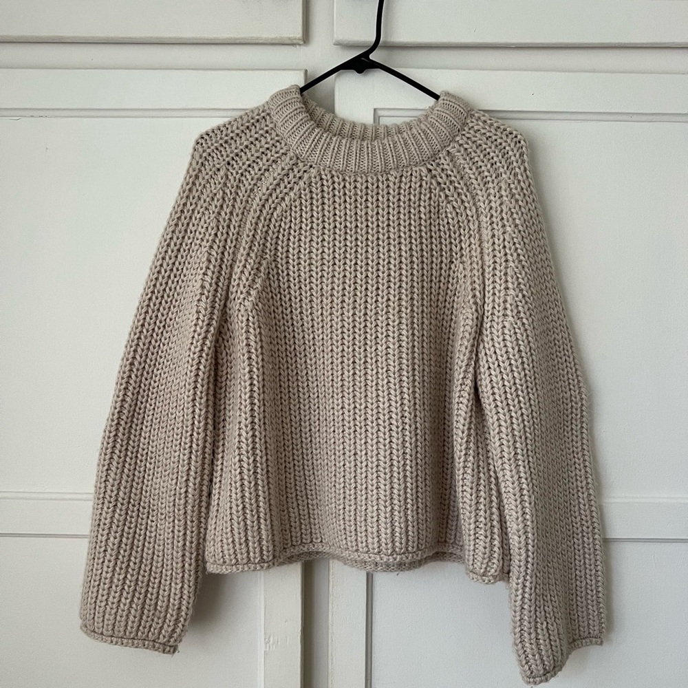 Women’s Chunky Knit Cream Sweater - S